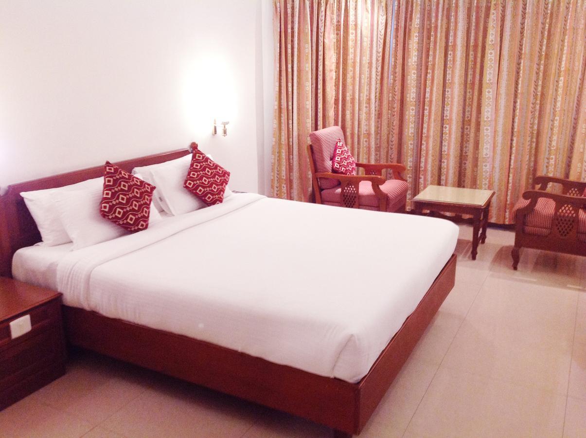 Krishna Inn Guruvāyūr Exterior foto